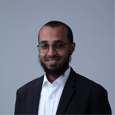 M. AlGhali